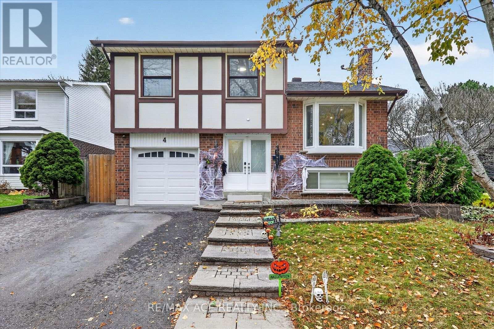 4 Renfield Crescent, Whitby, ON photo 3