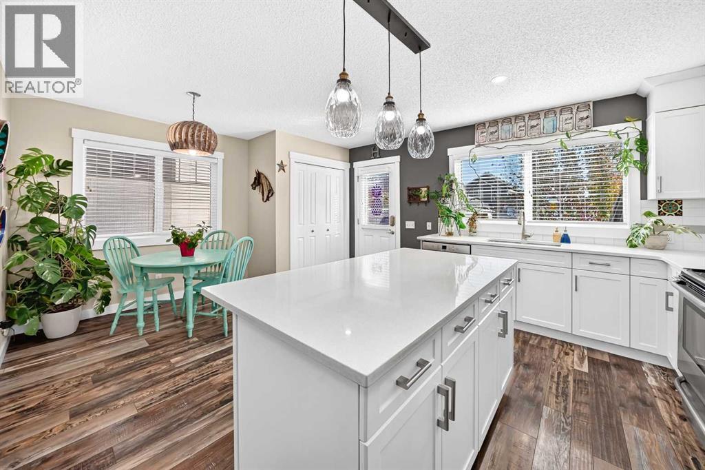 151 Fireside Parkway, photo 5 of 41