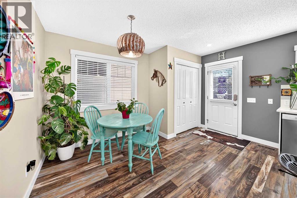 151 Fireside Parkway, photo 16 of 41