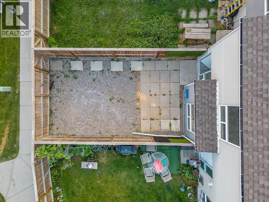33, 5425 Pensacola Crescent SE photo 2