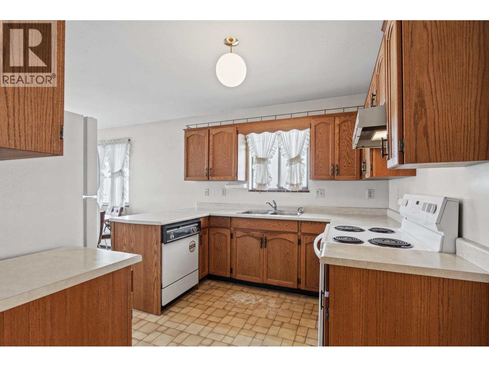 4407 W 13th Avenue, Vancouver — photo 9
