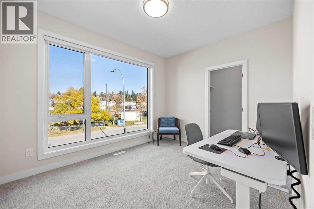 2617 12 Avenue SE, Calgary — photo 24