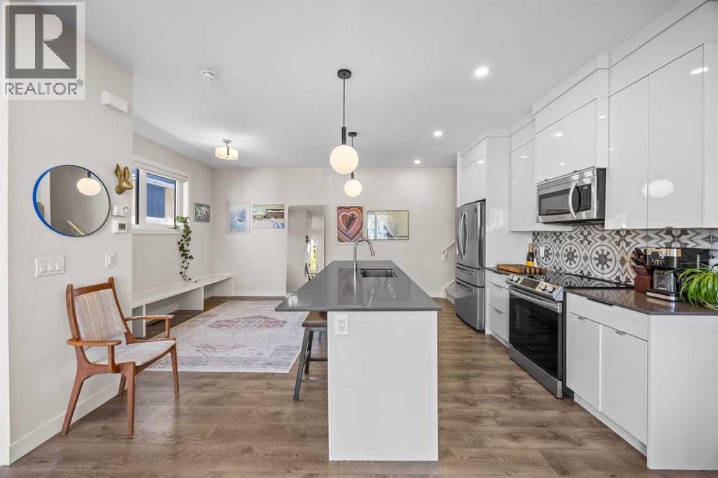 2617 12 Avenue SE, Calgary — photo 10
