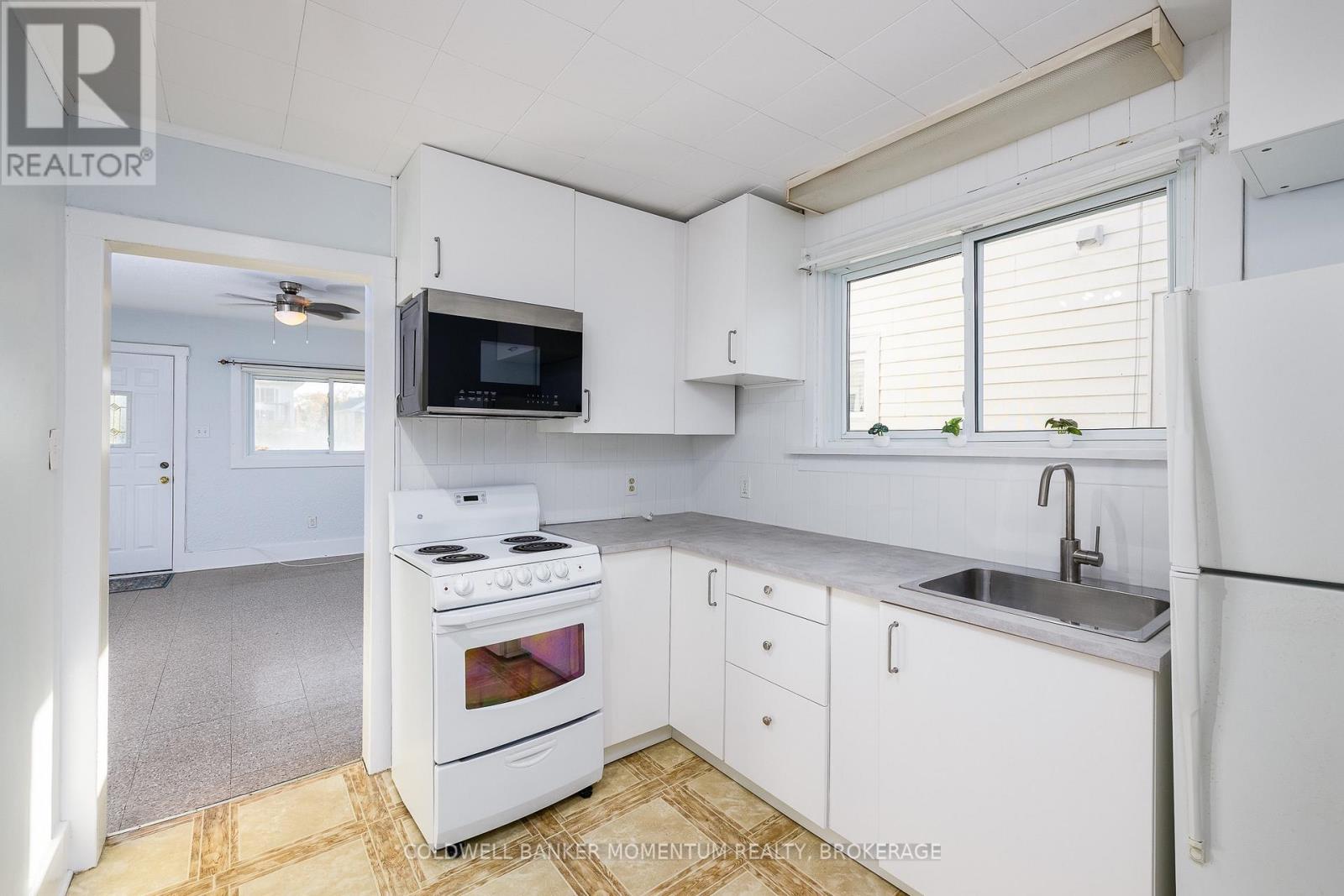 15 WALLACE AVENUE S, Welland (Lincoln/Crowland) — photo 10