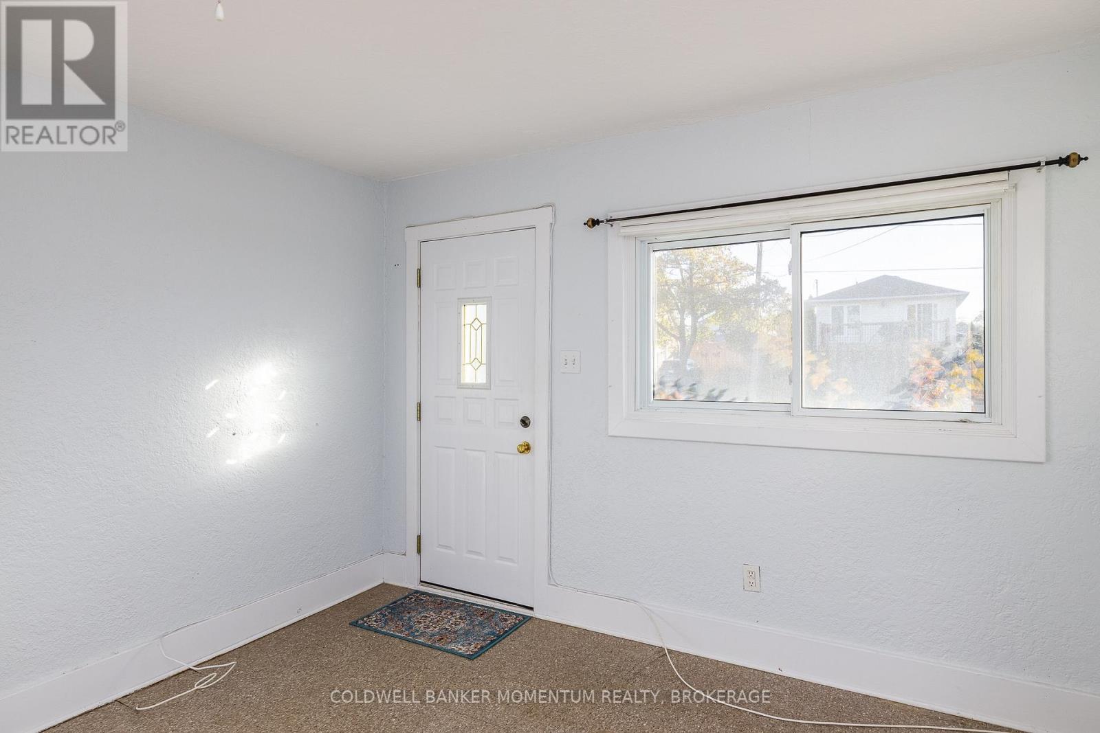 15 WALLACE AVENUE S, Welland (Lincoln/Crowland) — photo 6