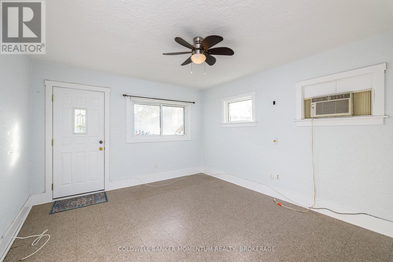15 WALLACE AVENUE S, Welland (Lincoln/Crowland) — photo 8