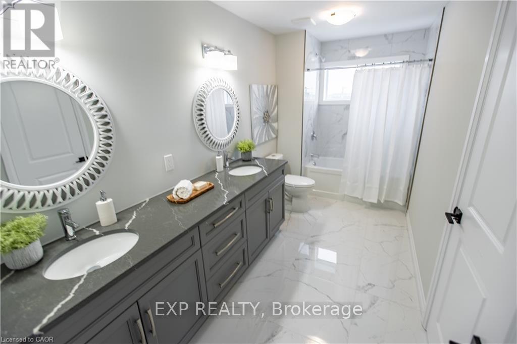 A - 22 HINCKS STREET, Wilmot — photo 10