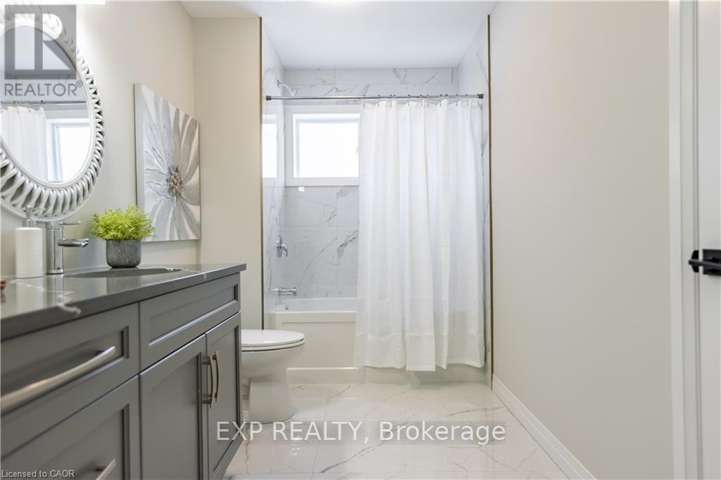 A - 22 HINCKS STREET, Wilmot — photo 11