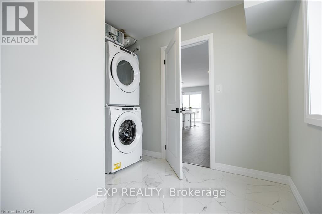 A - 22 HINCKS STREET, Wilmot — photo 12