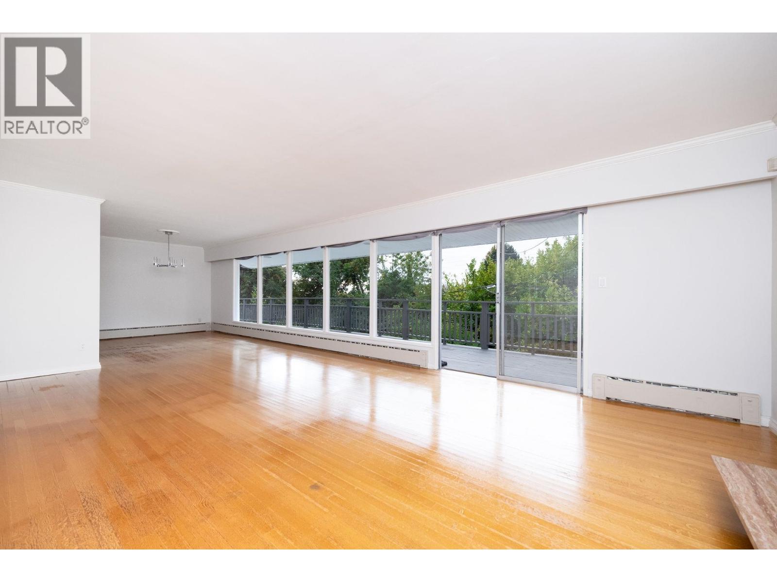 775 Southborough Drive, West Vancouver — photo 6