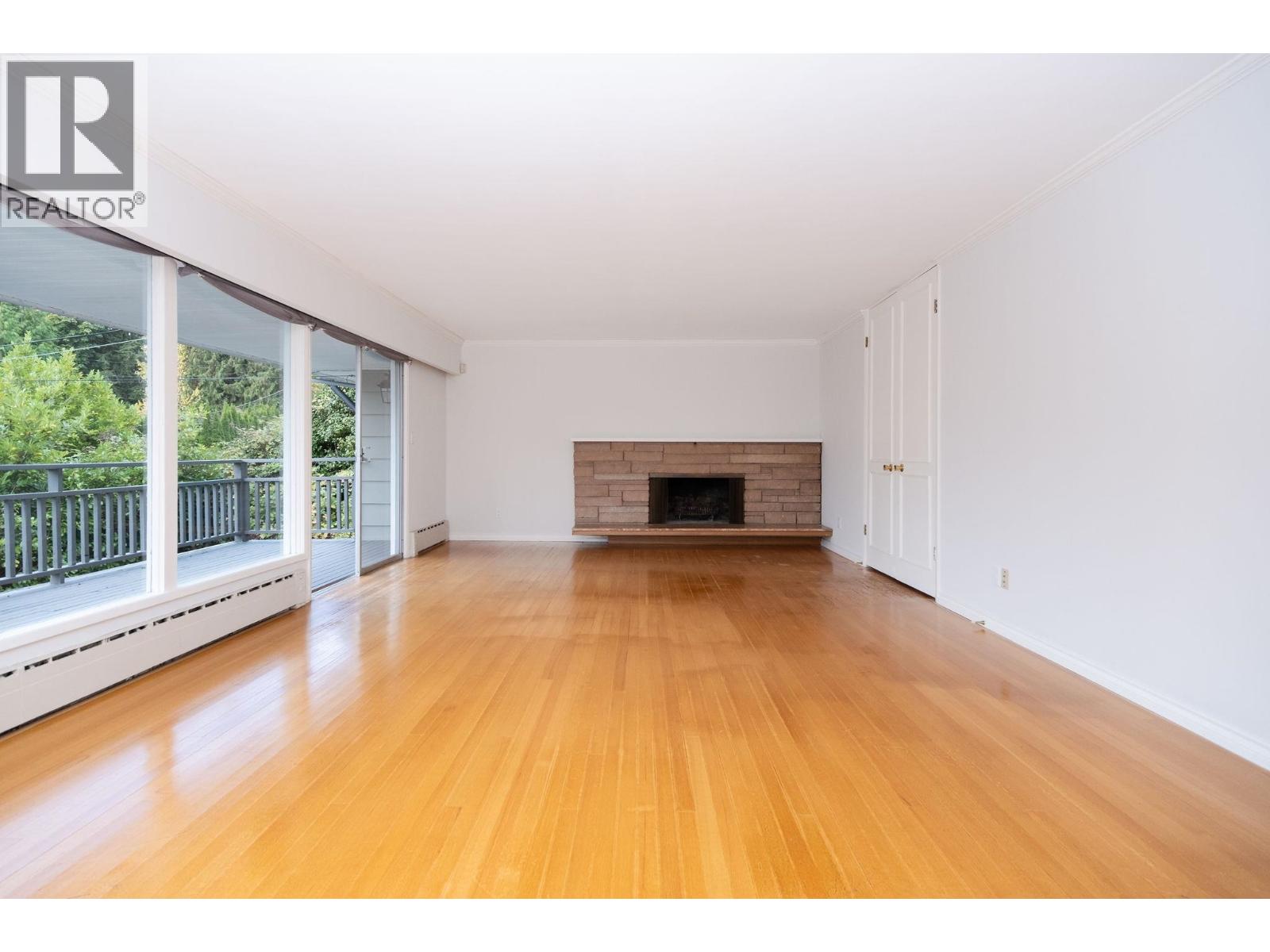 775 SOUTHBOROUGH Drive, West Vancouver