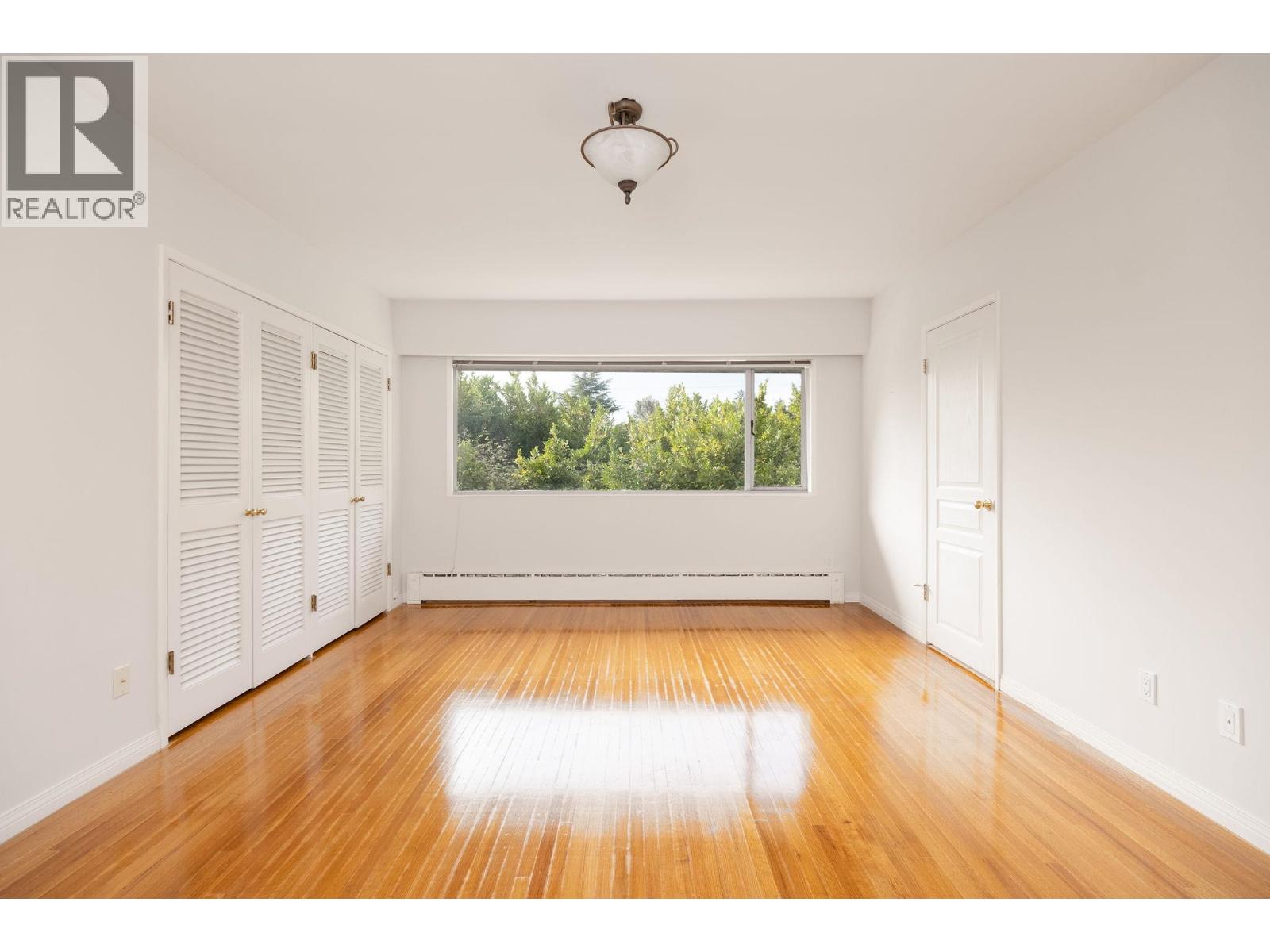 775 Southborough Drive, West Vancouver — photo 18