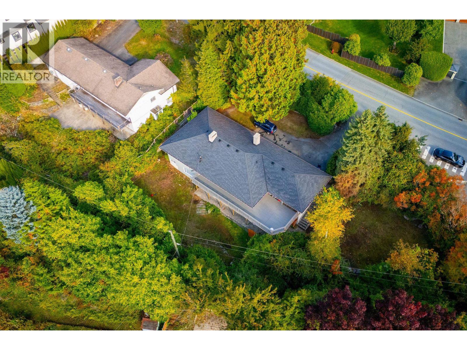 775 Southborough Drive, West Vancouver — photo 38
