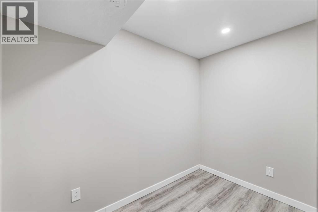 Property photograph 33 for MLS A2355207