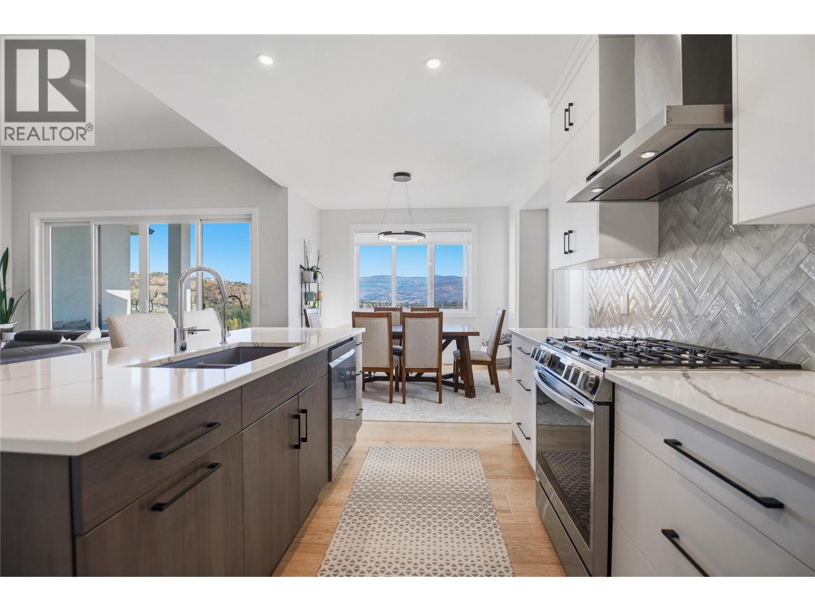  2149 Ensign Quay, West Kelowna