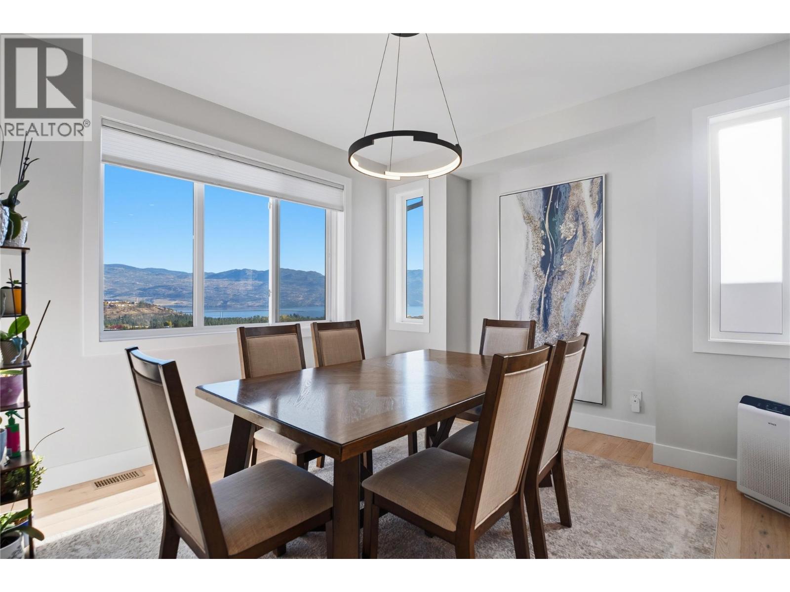  2149 Ensign Quay, West Kelowna