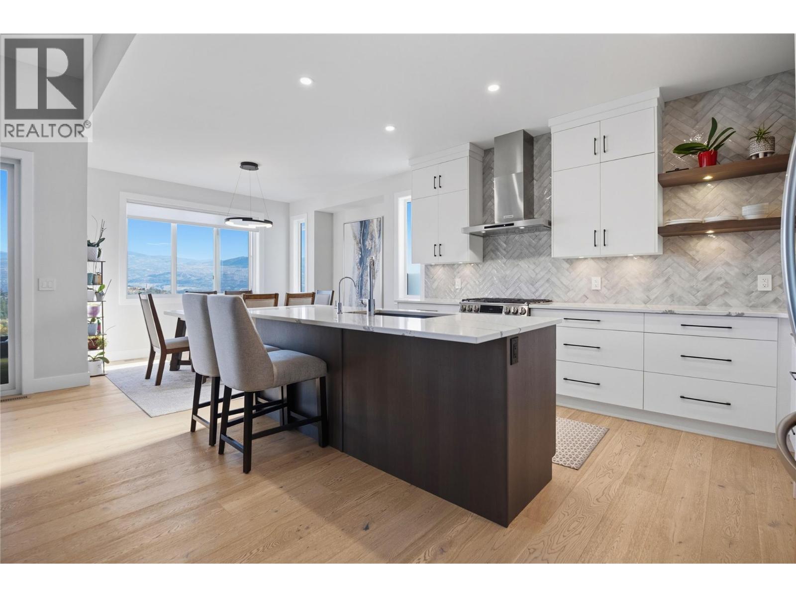  2149 Ensign Quay, West Kelowna