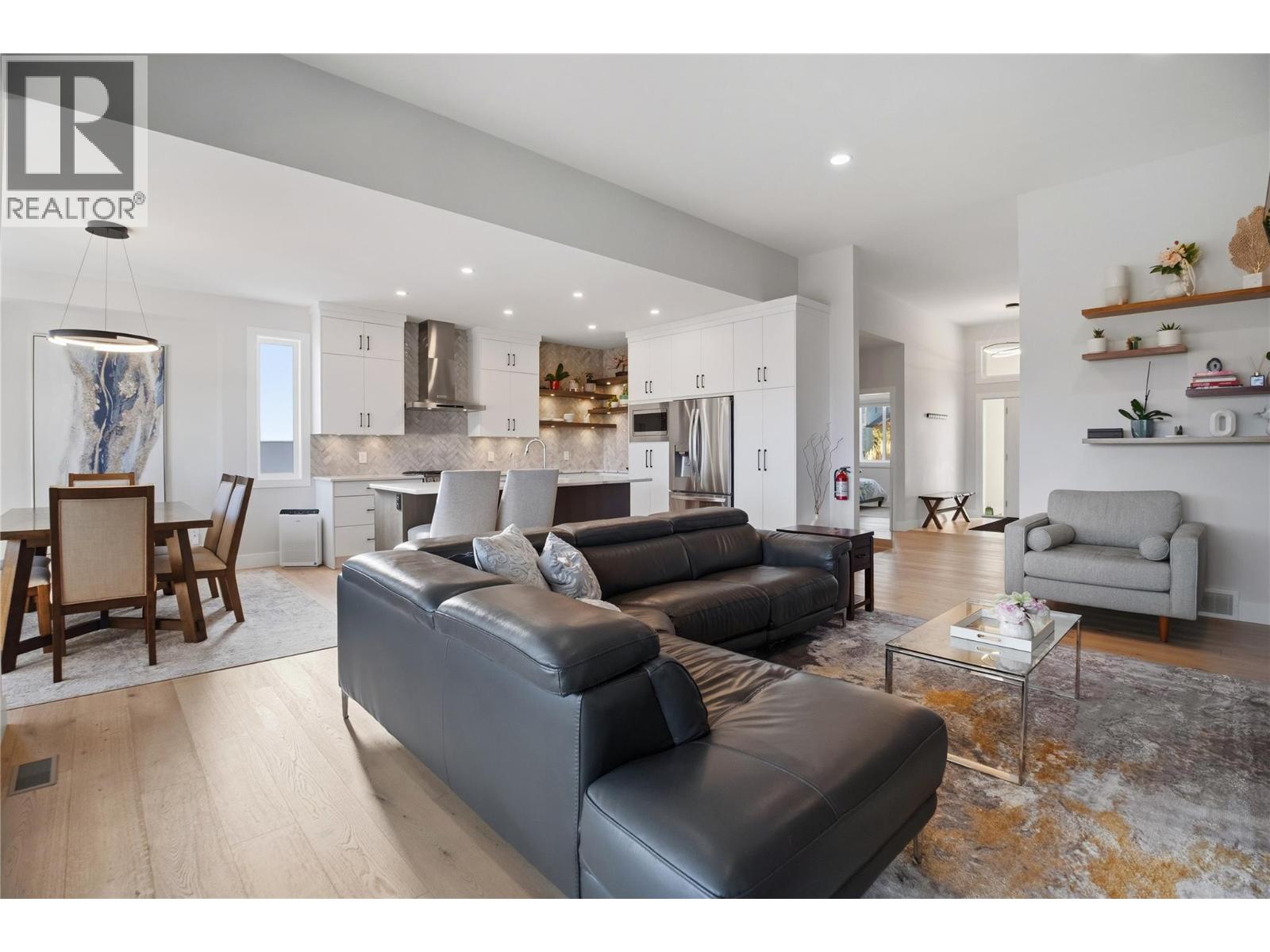  2149 Ensign Quay, West Kelowna