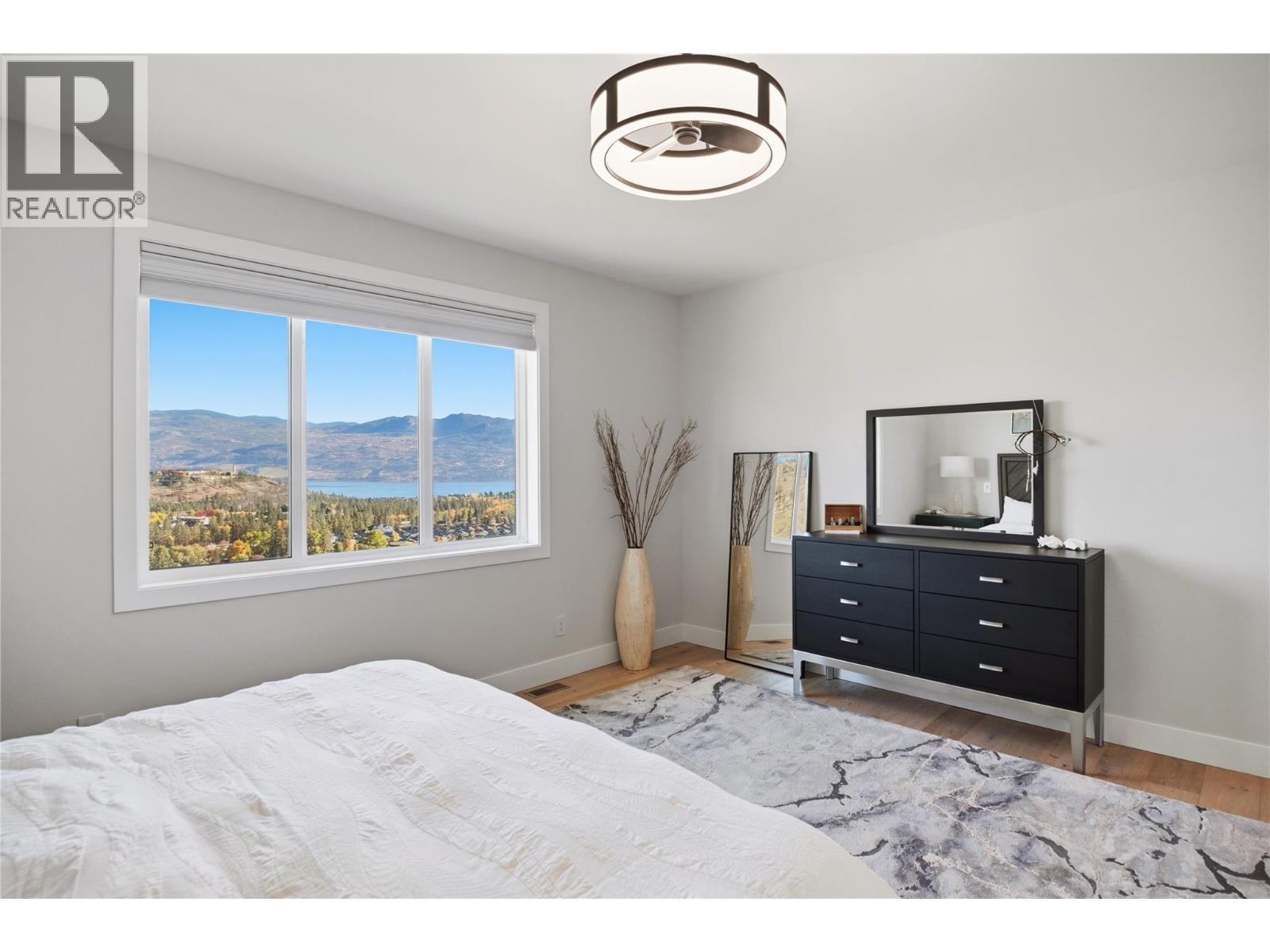  2149 Ensign Quay, West Kelowna