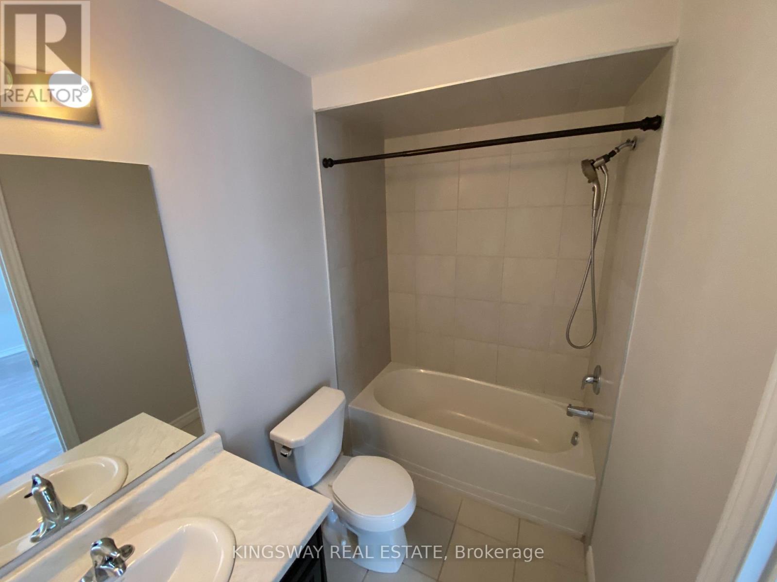16 KENRIDGE TERRACE, Hamilton (Stoney Creek Mountain) — photo 8