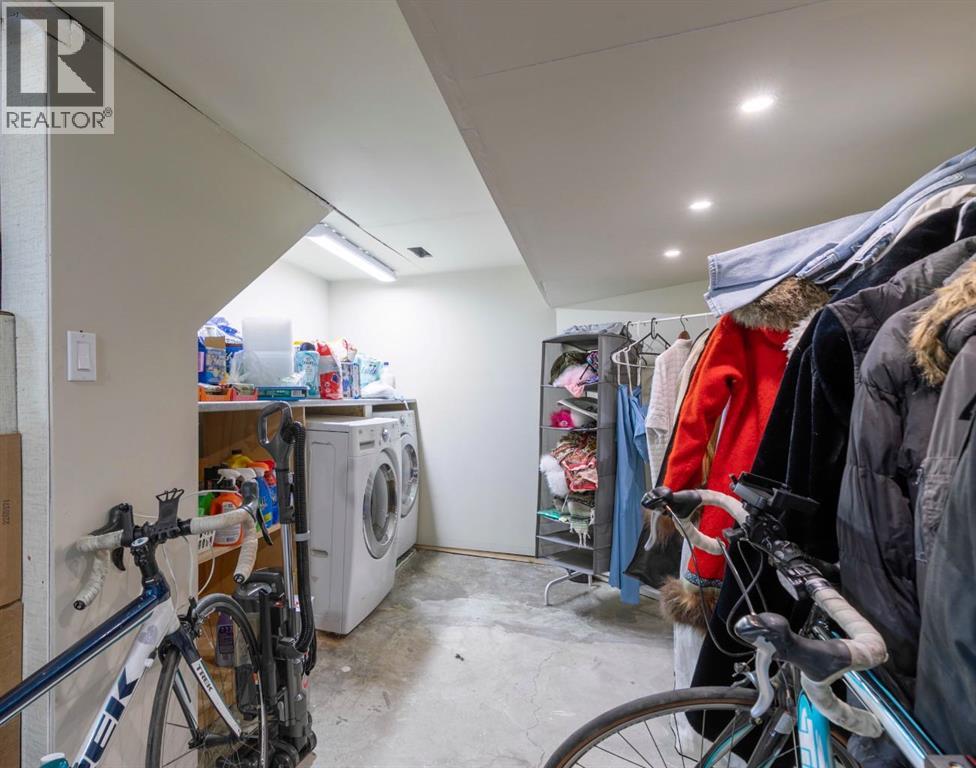 407 11 Street NE, Calgary — photo 27