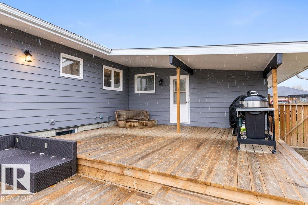 5222 50 Street, photo 39