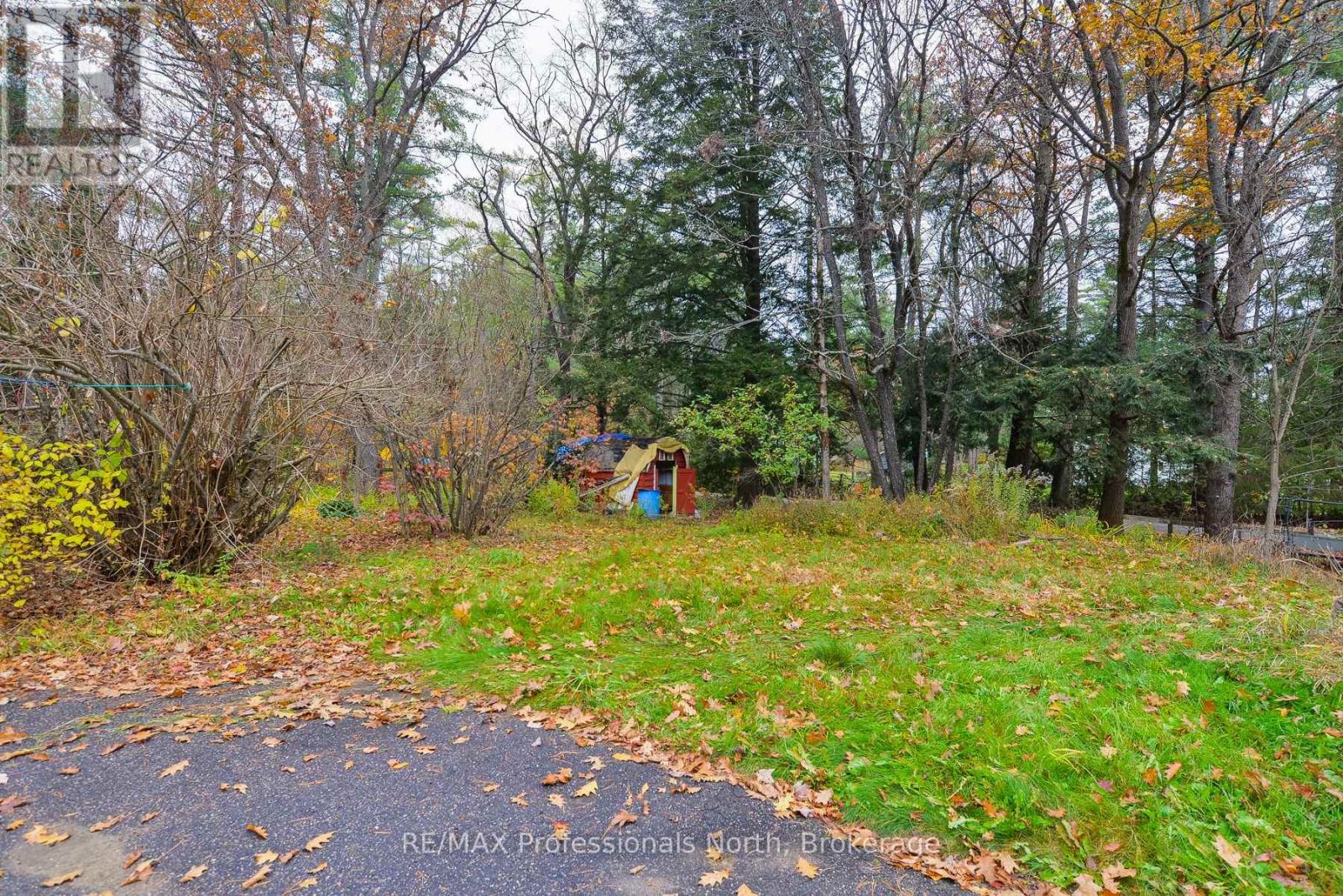 1172 MANITOBA STREET - 13