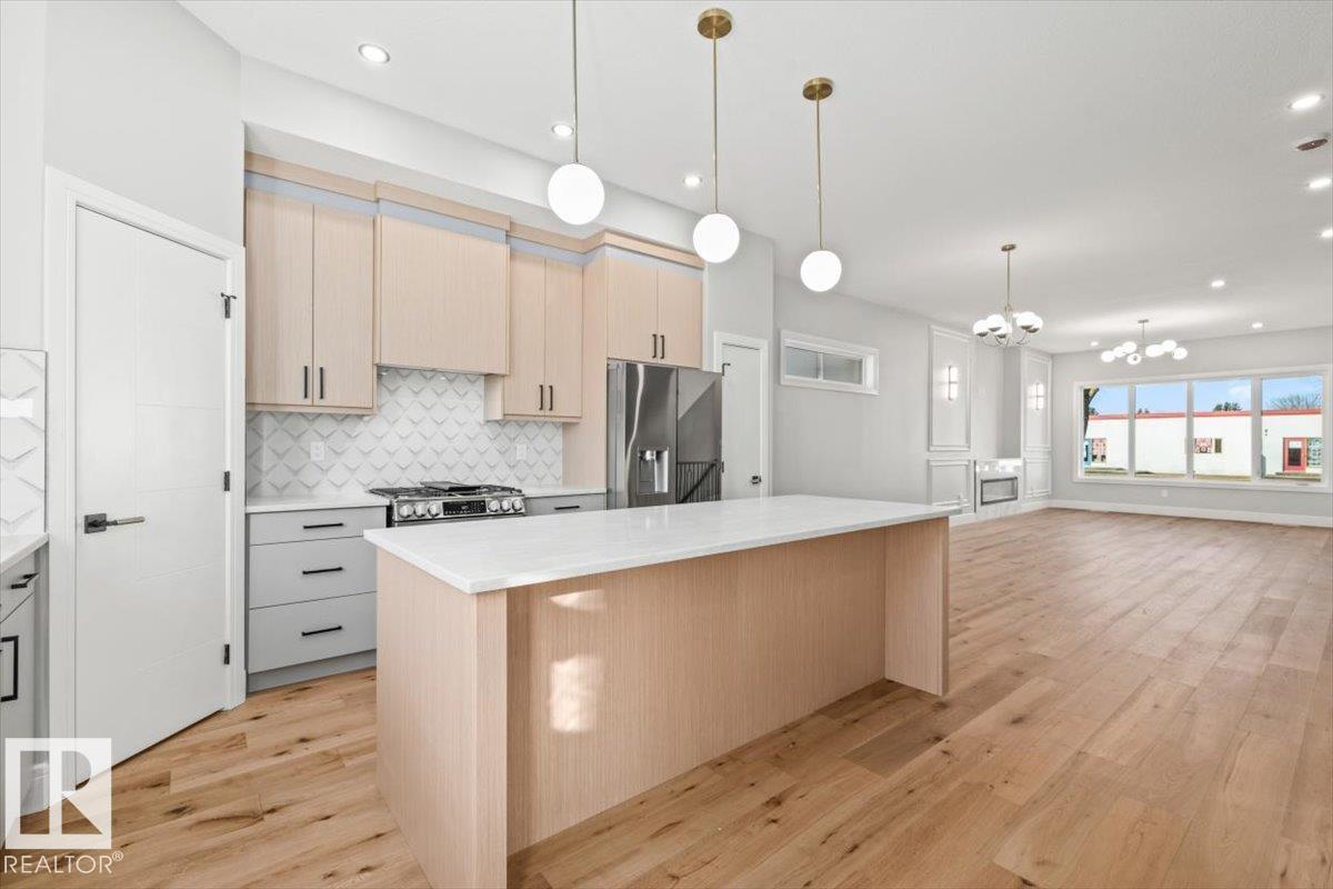 Property photograph 24 for MLS E4514617