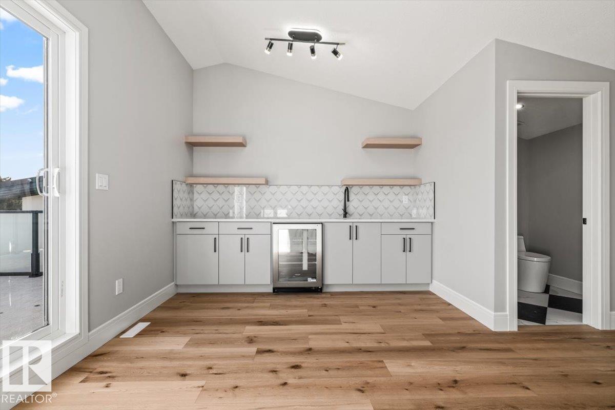 Property photograph 33 for MLS E4514617