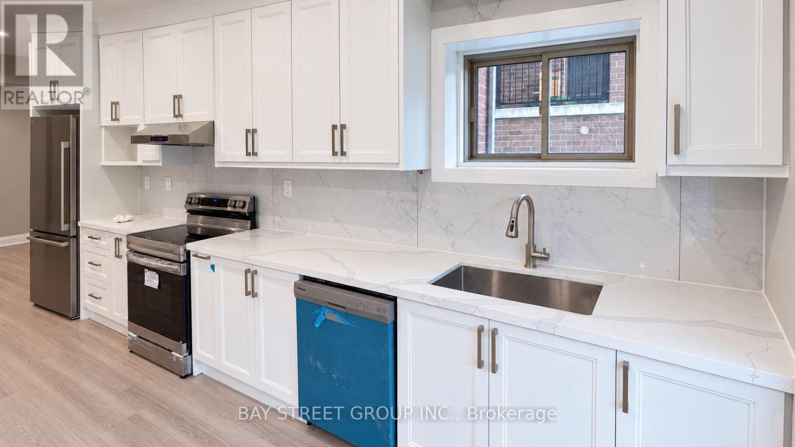 83 GLENSTEEPLE TRAIL, Aurora (Aurora Estates) — photo 10
