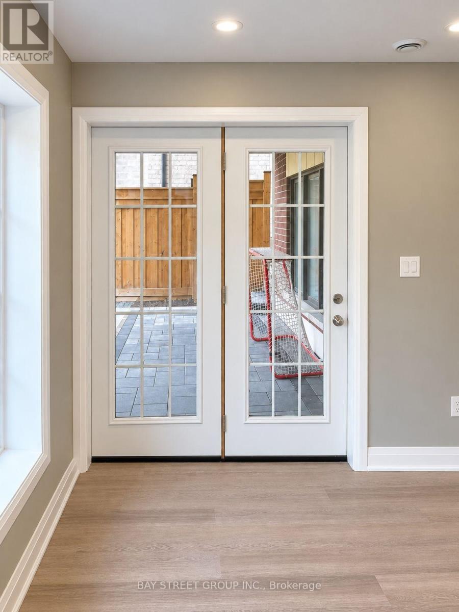 83 GLENSTEEPLE TRAIL, Aurora (Aurora Estates) — photo 5