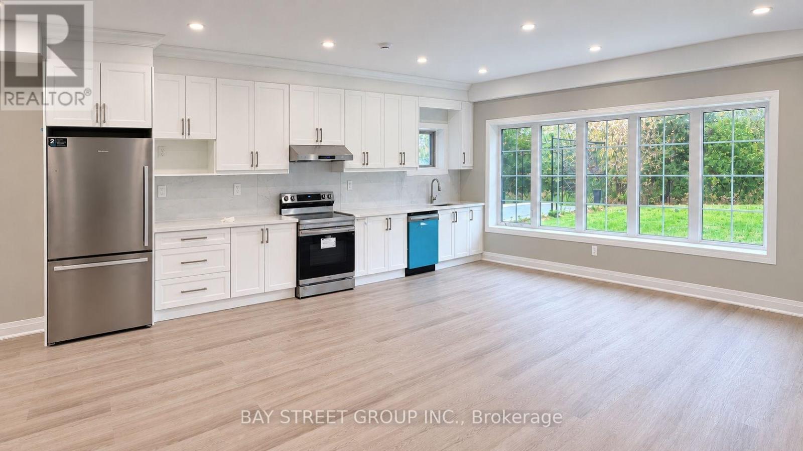 83 GLENSTEEPLE TRAIL, Aurora (Aurora Estates) — photo 7