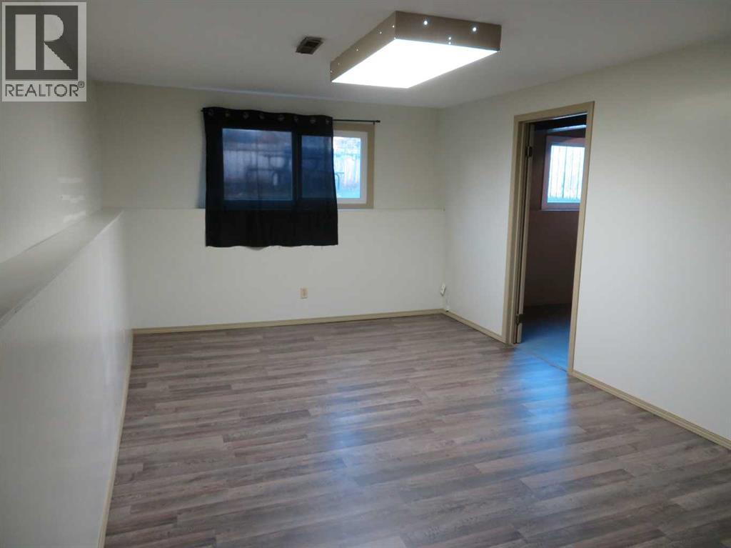 Listing photo – 142 Allan Street, Red Deer
