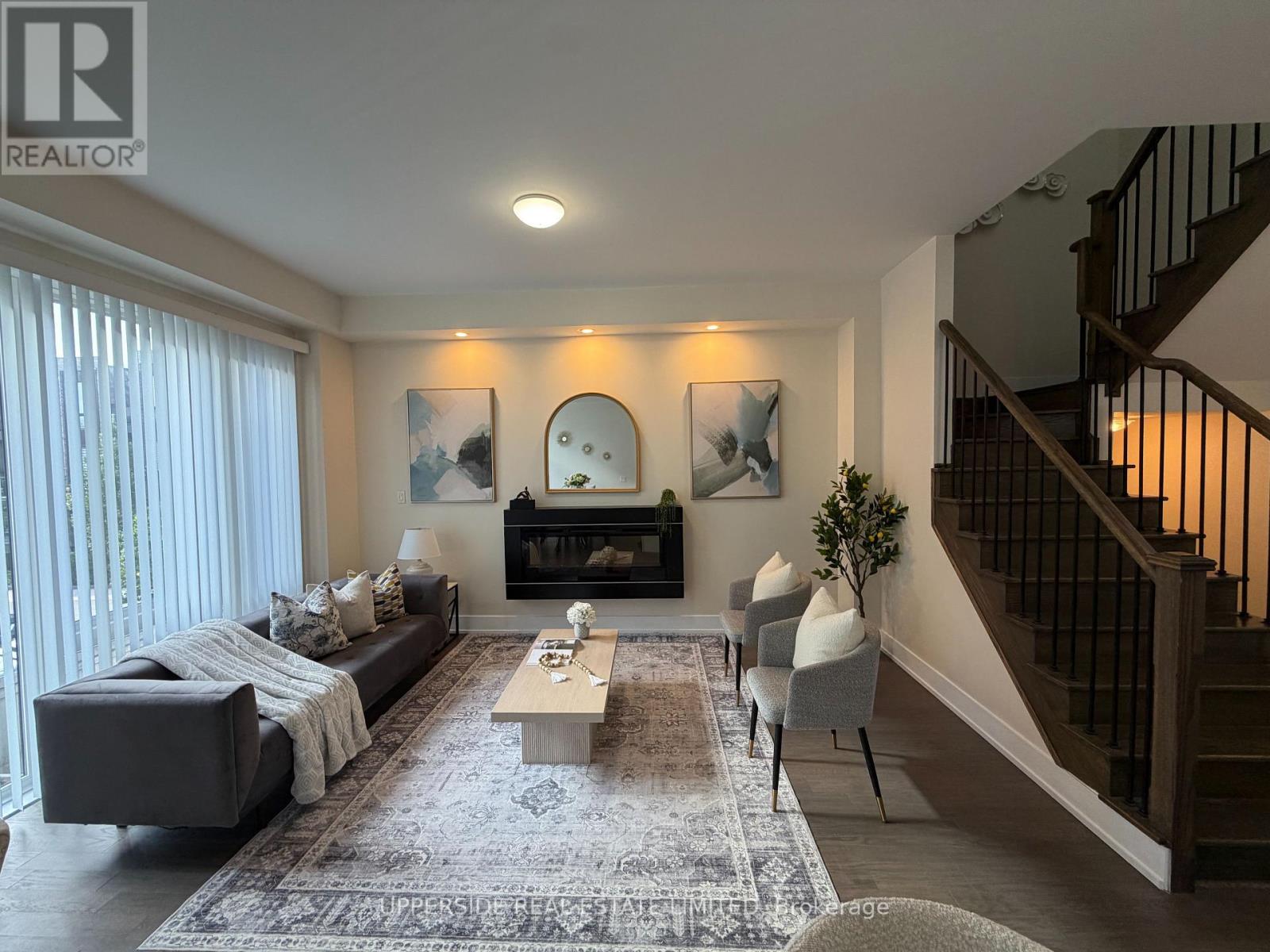 8 SABLE ROAD, Vaughan (Patterson) — photo 5