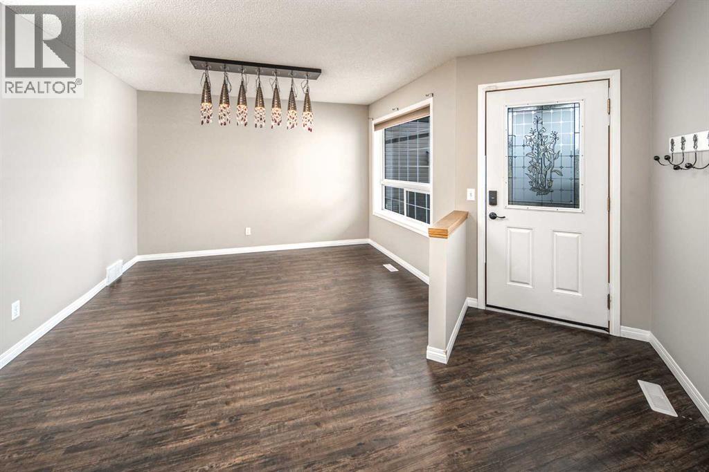 283 Arbour Crest Road NW photo 2