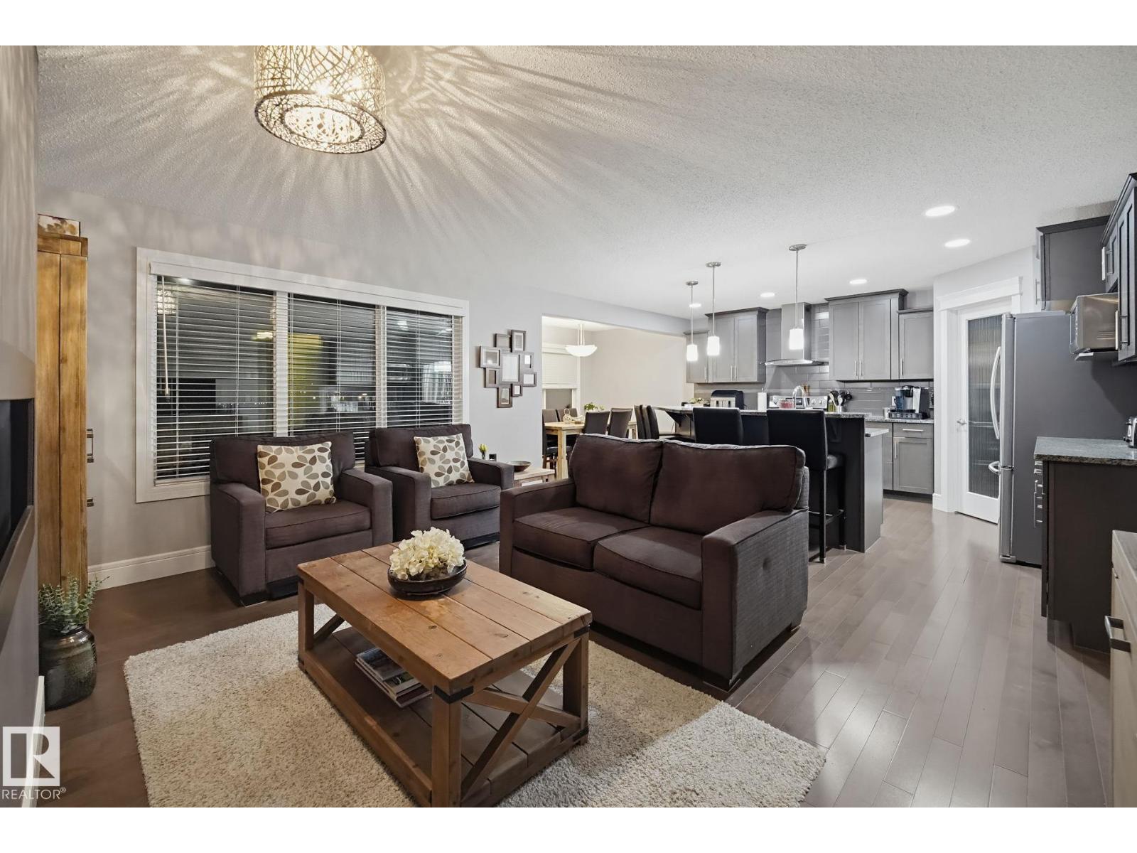729 175A ST SW, Edmonton — photo 9