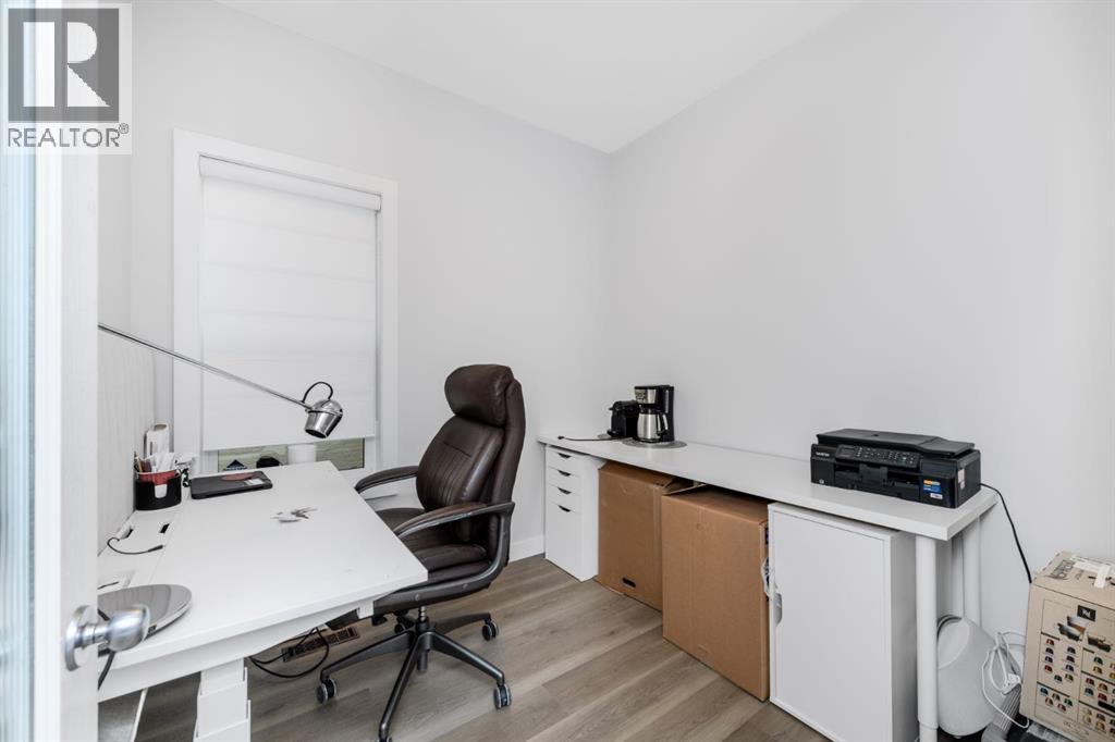 1536 93 Street SW, Calgary — photo 9