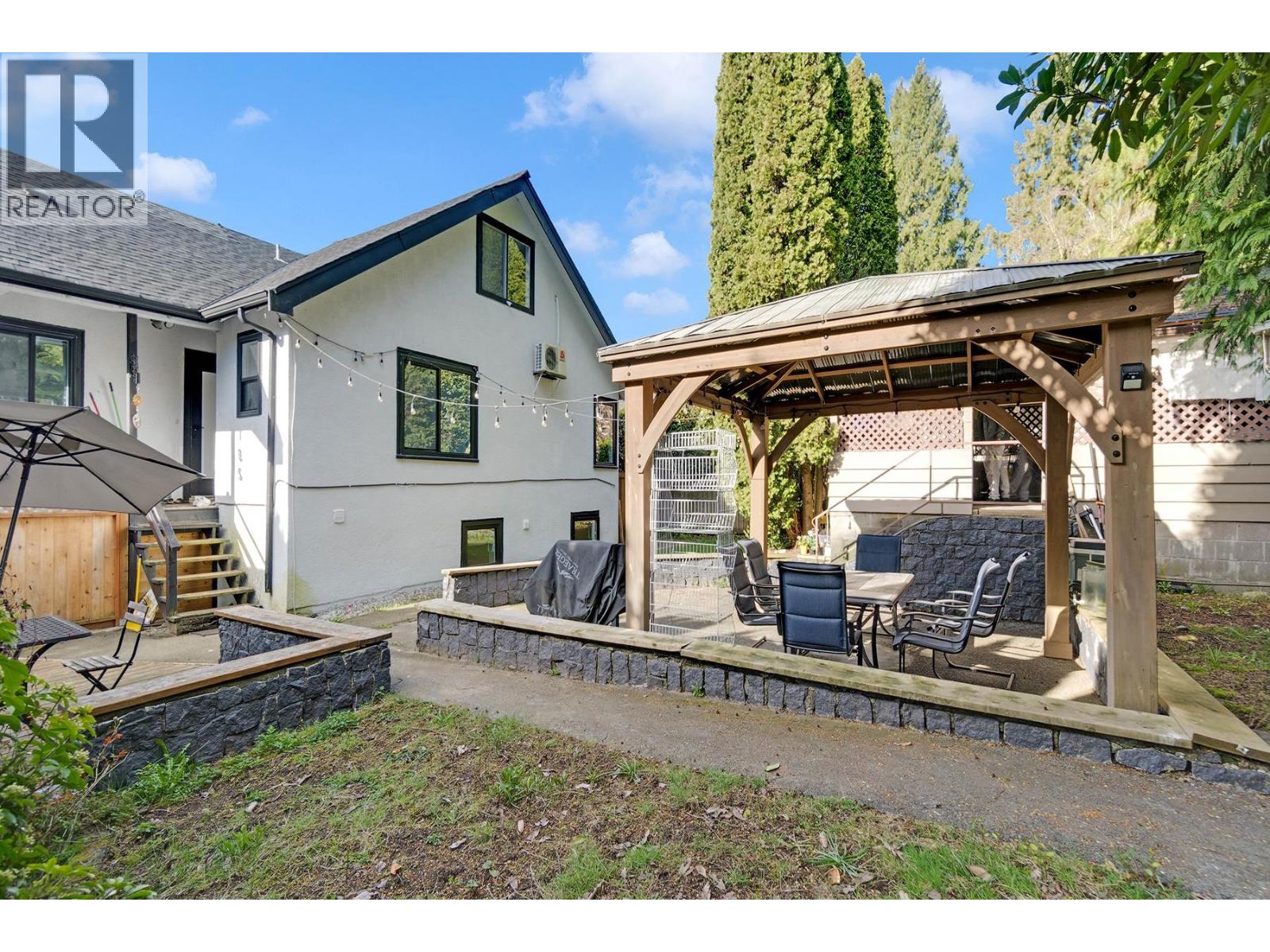 1921 Fulton Avenue, West Vancouver — photo 21