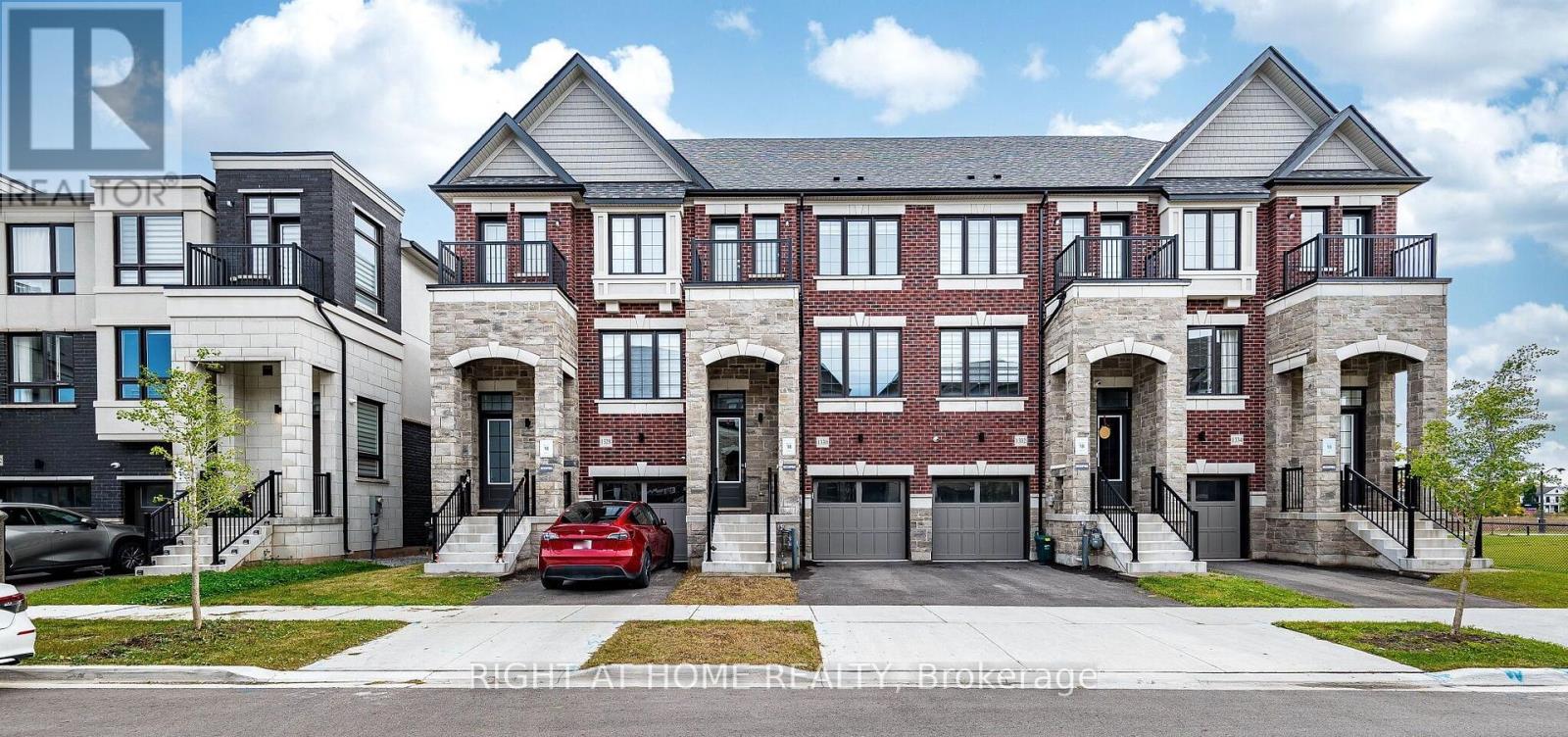 1330 SHEVCHENKO BOULEVARD, Oakville (NW Northwest)