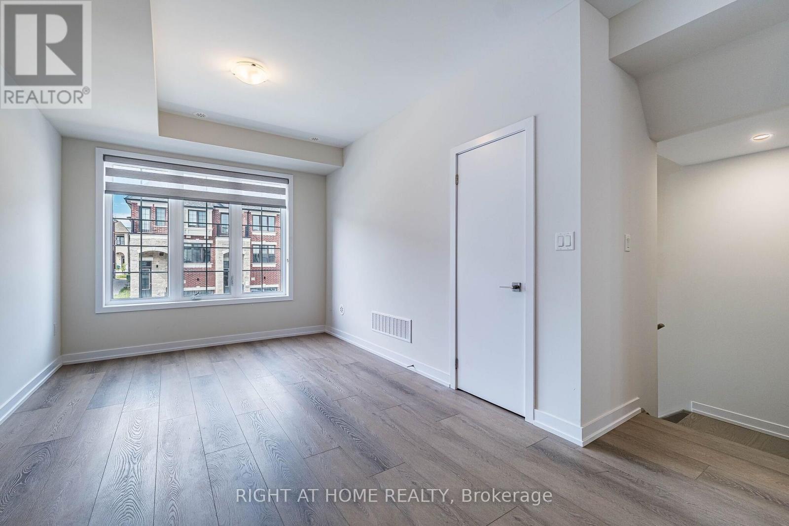 1330 SHEVCHENKO BOULEVARD, Oakville (NW Northwest) — photo 10