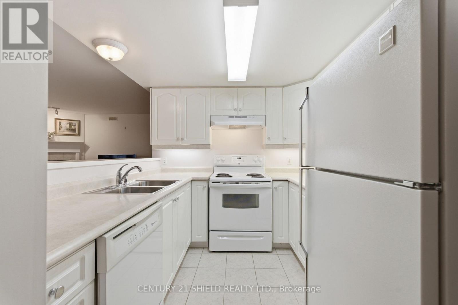 203 - 311 WATER STREET W, Cornwall — photo 10