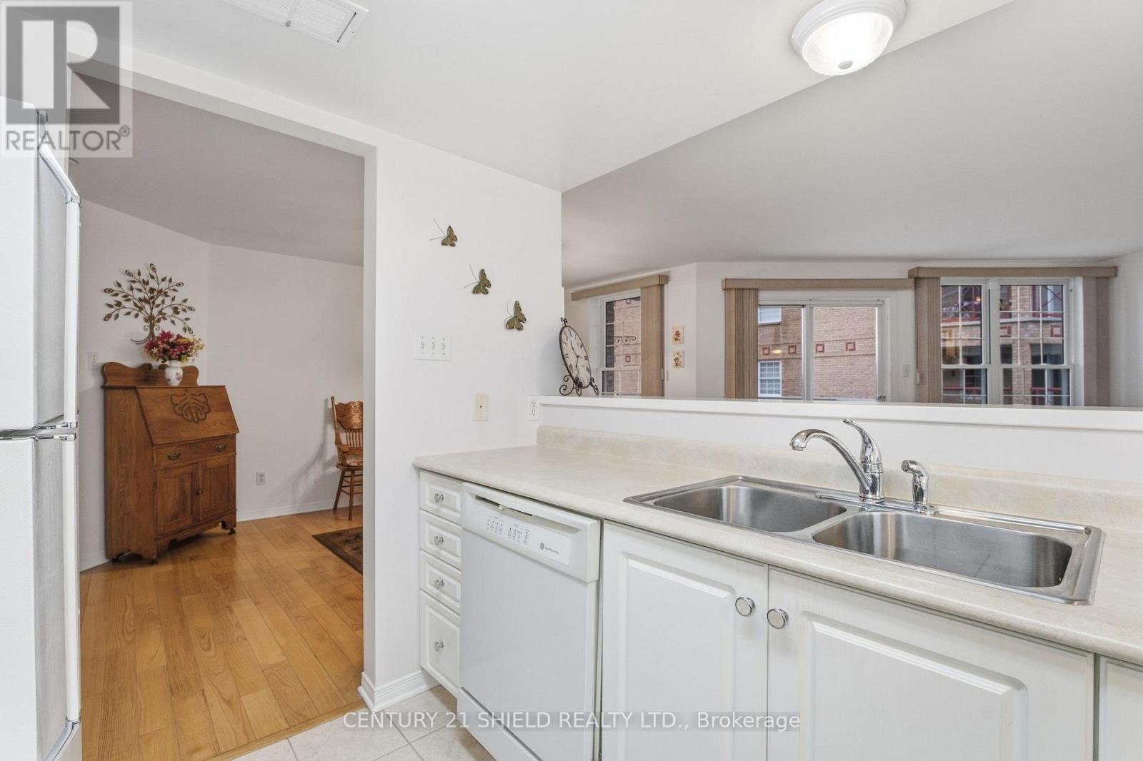 203 - 311 WATER STREET W, Cornwall — photo 12