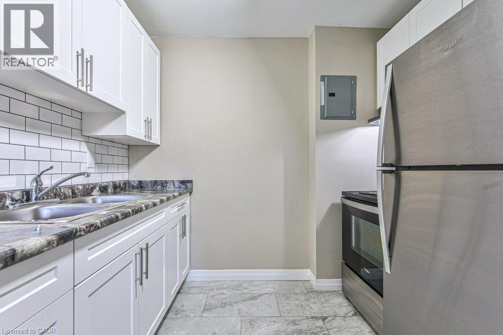 267 CLYDE Road Unit# 16, Cambridge — photo 8