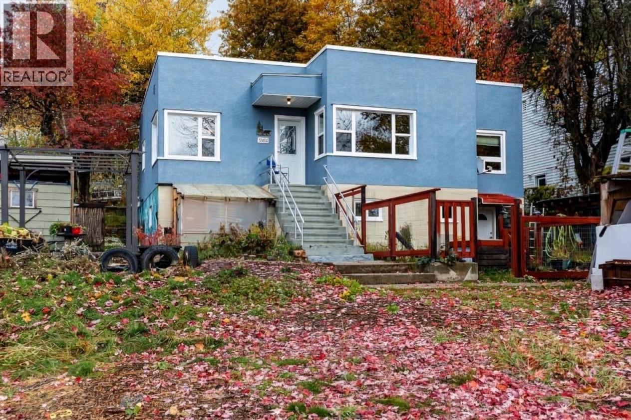 2260 LEROI Avenue, Rossland