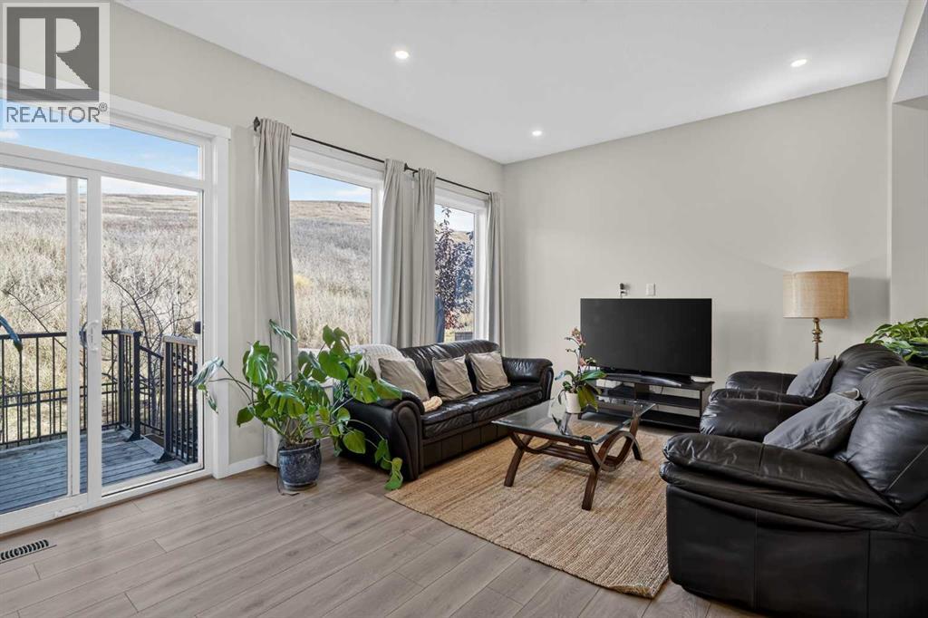 206 Cranbrook Square SE, Calgary — photo 2
