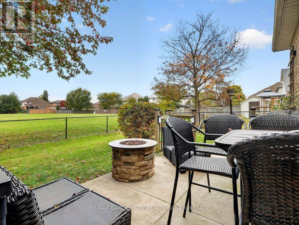 222 SUMMERS DRIVE, Thorold (Confederation Heights) — photo 7