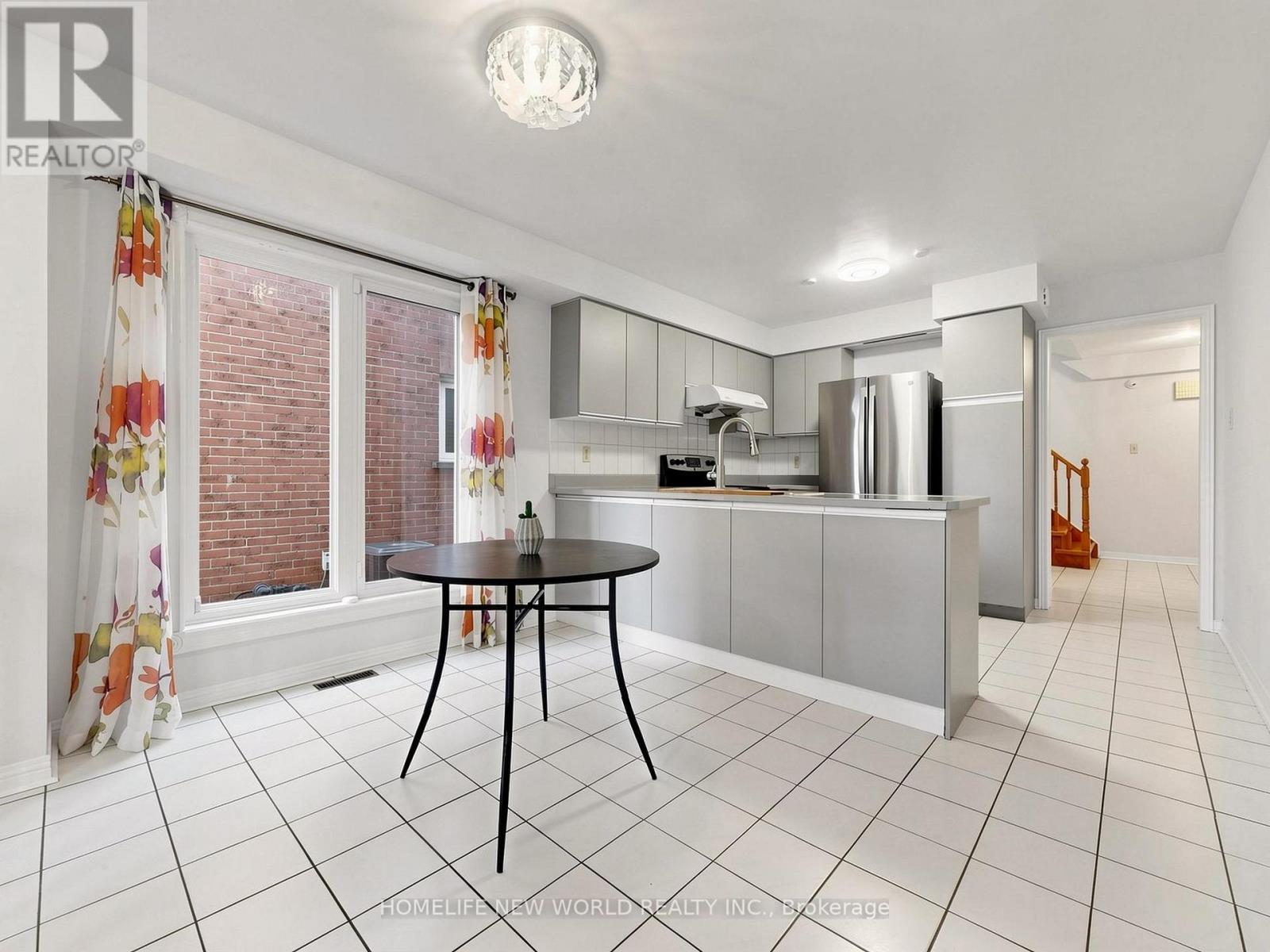 328 PORT ROYAL TRAIL, Toronto (Milliken) — photo 10