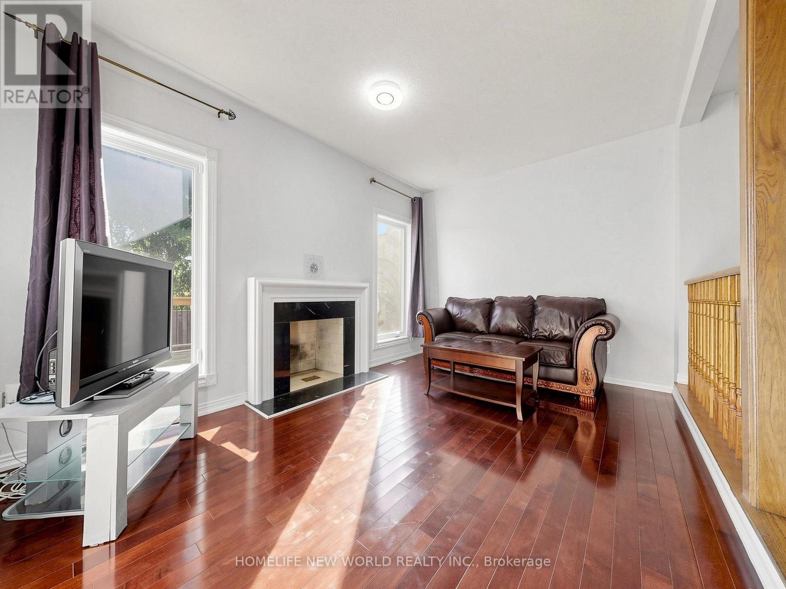 328 PORT ROYAL TRAIL, Toronto (Milliken) — photo 5