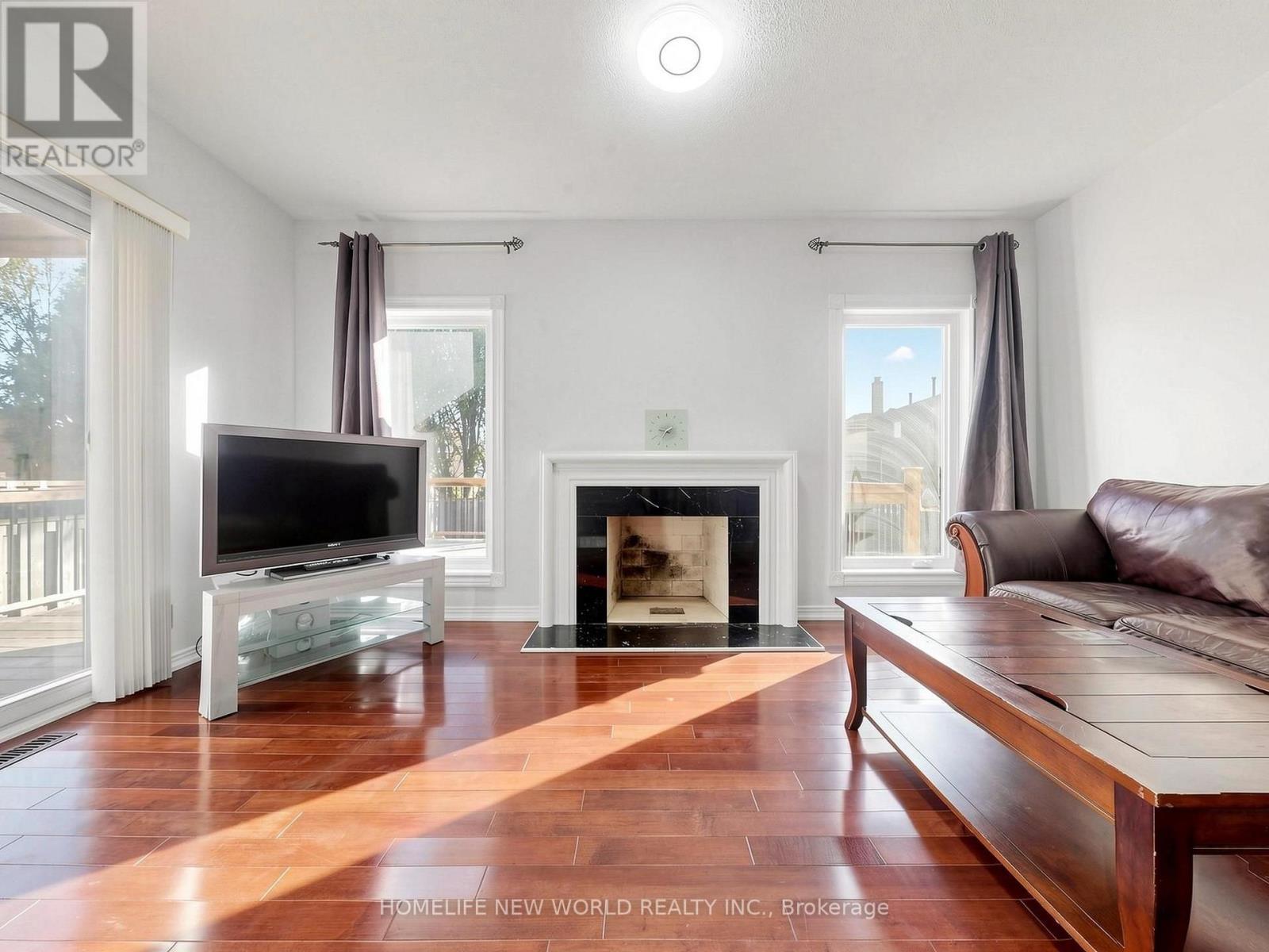 328 PORT ROYAL TRAIL, Toronto (Milliken) — photo 7