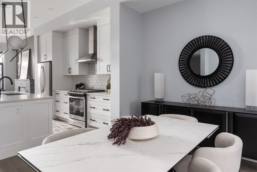 2106 49 Avenue SW, Calgary — photo 14